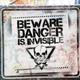 Illustration for article titled emThe Darkest Hour/em has the best alien warning signs since emDistrict 9/em